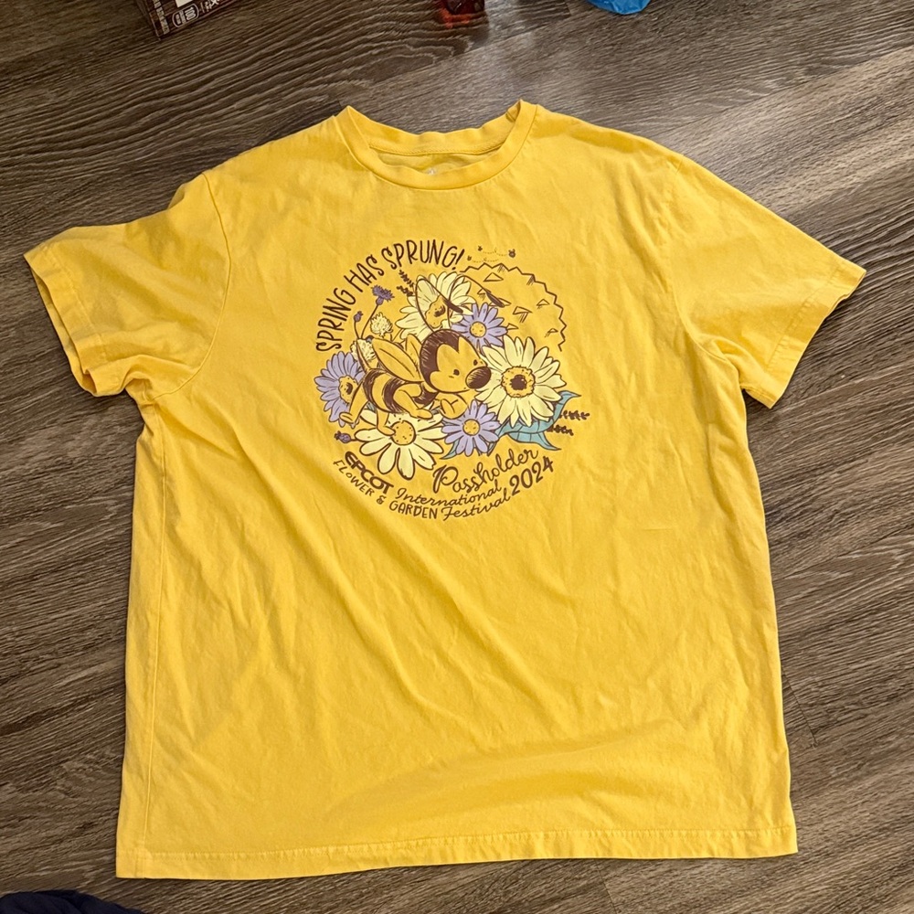 RARE Disney EPCOT Flower & Garden Festival 2024 Annual Passholder T-Shirt XL